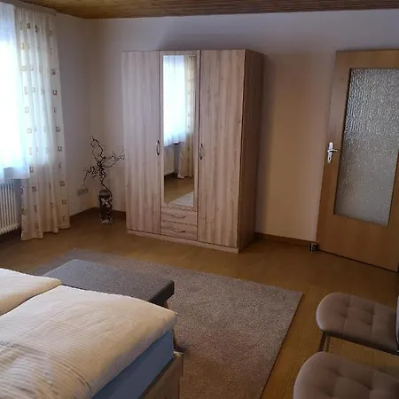 アパート Ferien Am Wald バイアースブロン